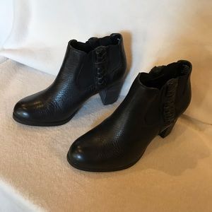 Sperry top sider women’s leather booties 6.5